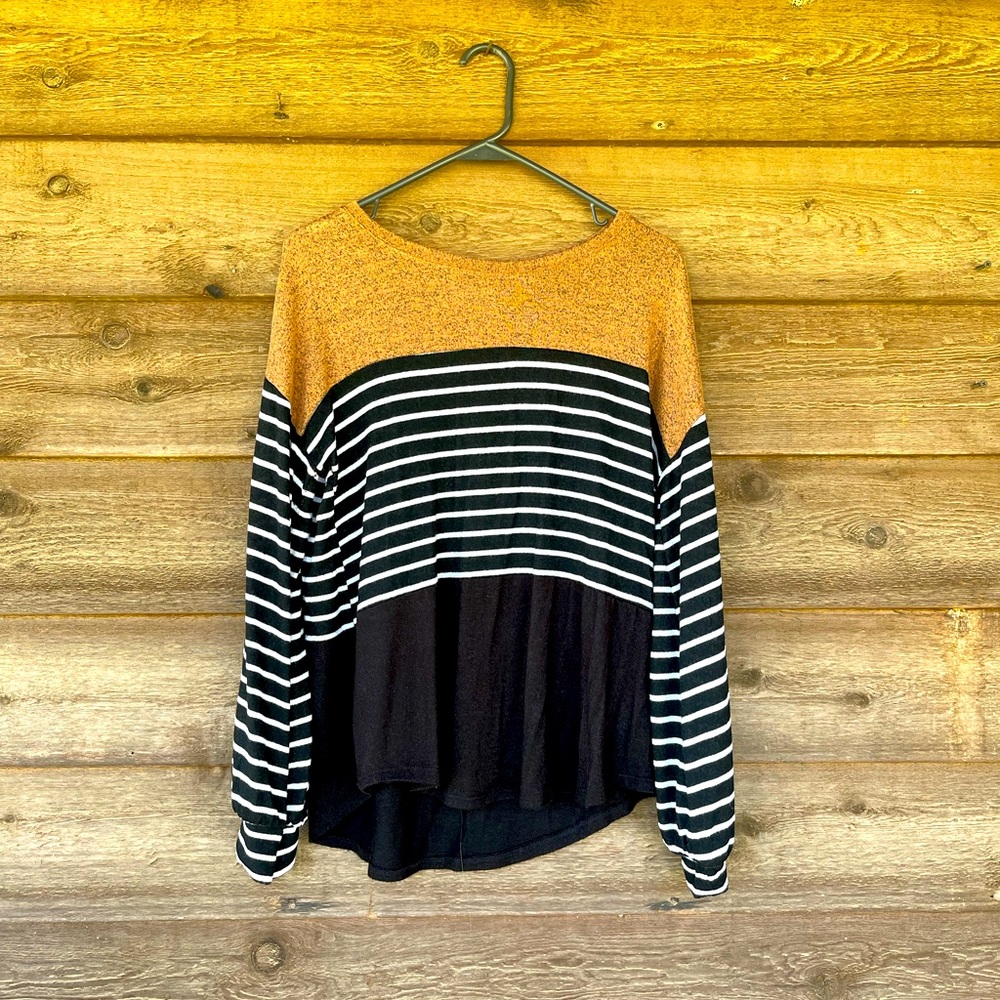 Maurice’s long sleeve shirt